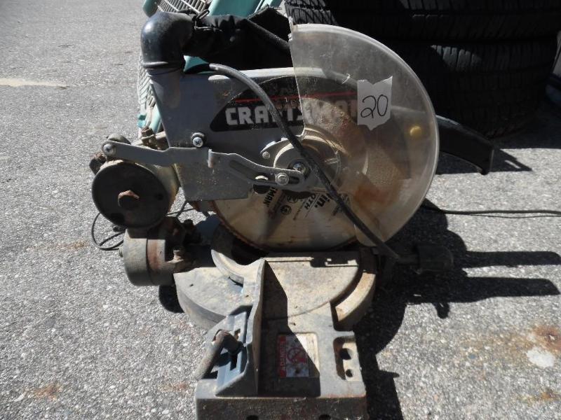 Radial arm saw