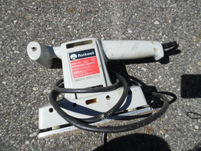 Vibrating sander