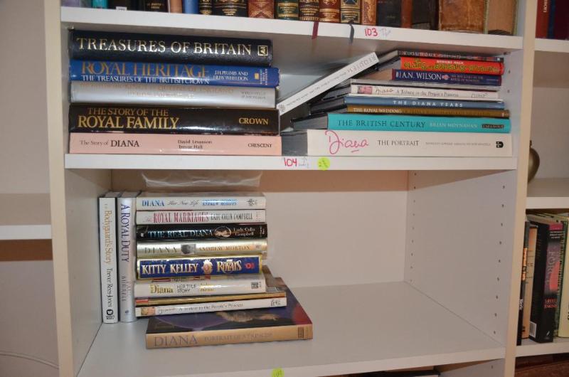 lot 104 image: Hard cover books on Princess Diana & roya...
