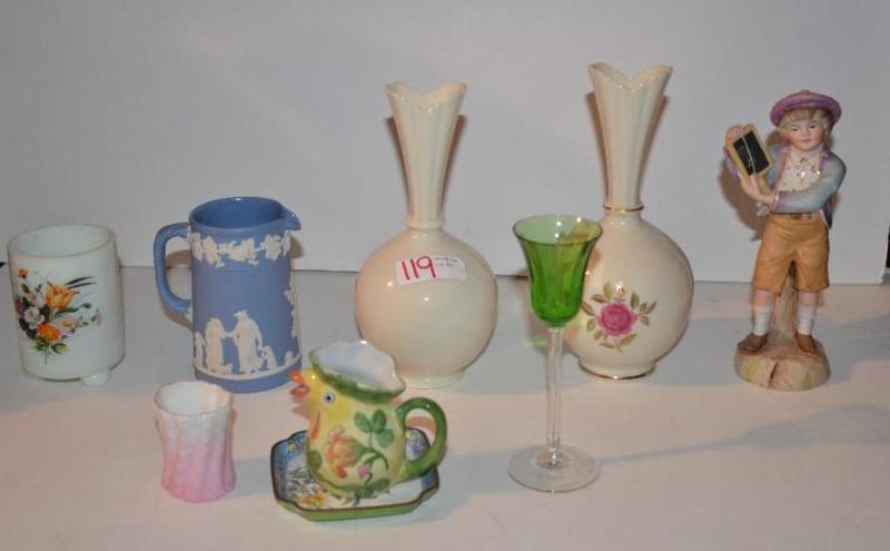 lot 119 image: Lenox vase Wedgwood creamer glass & ceram...