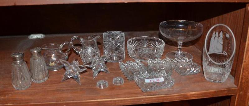 lot 128 image: Glass items on shelf - salt peper, creamer, c...