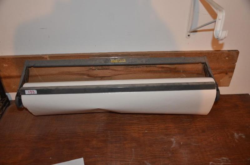 lot 133 image: The Bullman All in one paper station with ext...