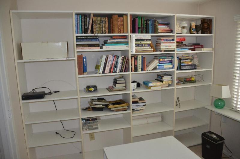 lot 15 image: Modular book shelves 84x112".  Cont...