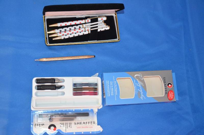 lot 161 image: Lot of Collectible Pens & Caligraphy refi...