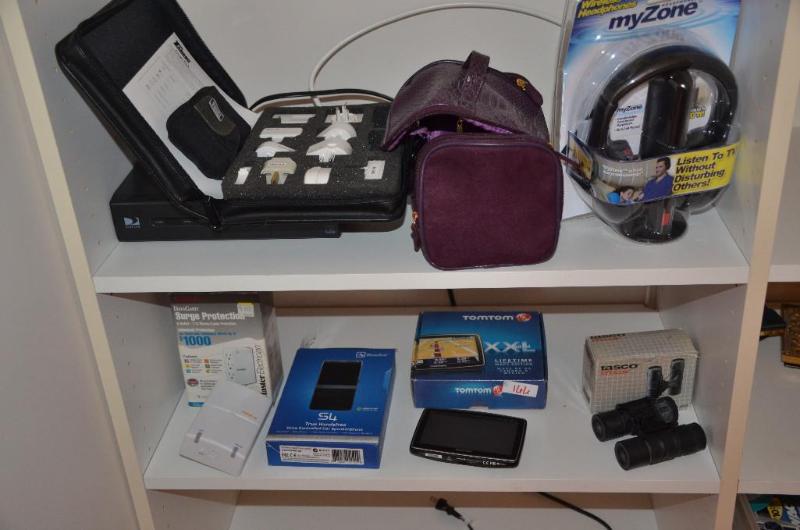 lot 166 image: Lot of electronics some may be new in box but...