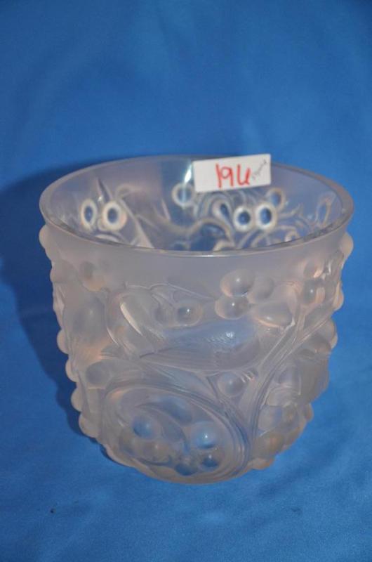 lot 196 image: Signed Taligue France glass vase 6" tall...