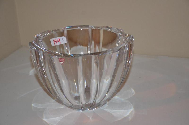lot 199 image: Orrefors Sweden Revolution Bowl 9" diame...