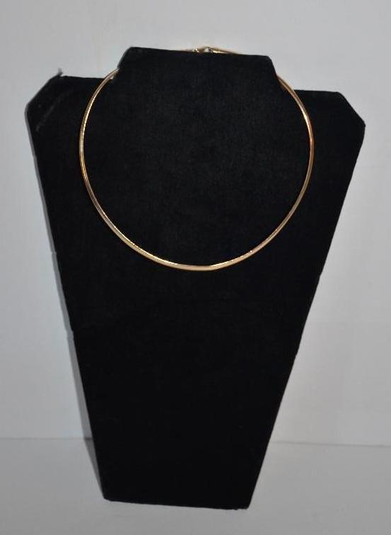 lot 1B image: 10k gold necklace 16" long...