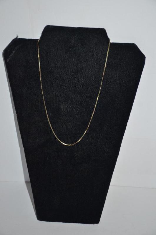lot 1E image: 14k gold necklace 17" long made in Italy...