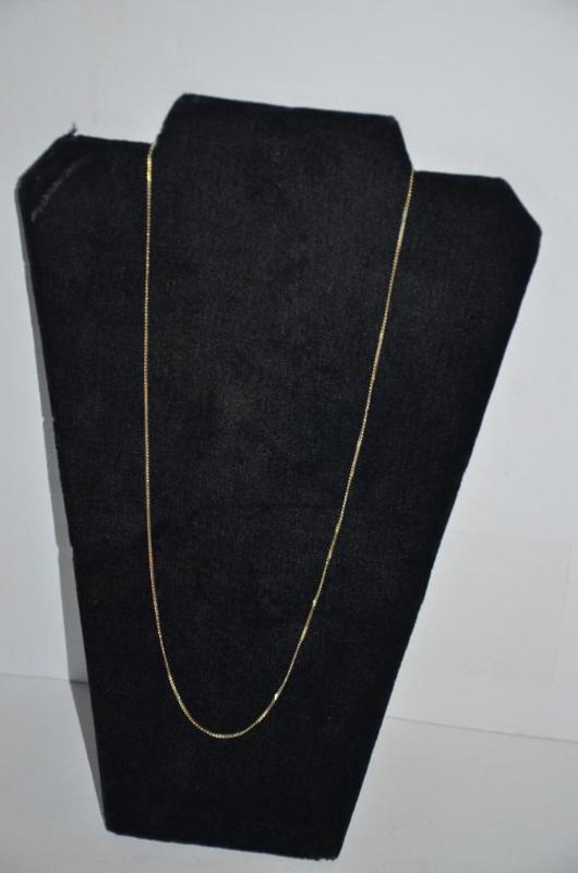 lot 1F image: 14k gold necklace 24" long Uno-A-Erre ma...