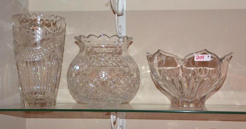 lot 204 image: 3 Beautiful Lead Crystal pieces very heavy-fl...