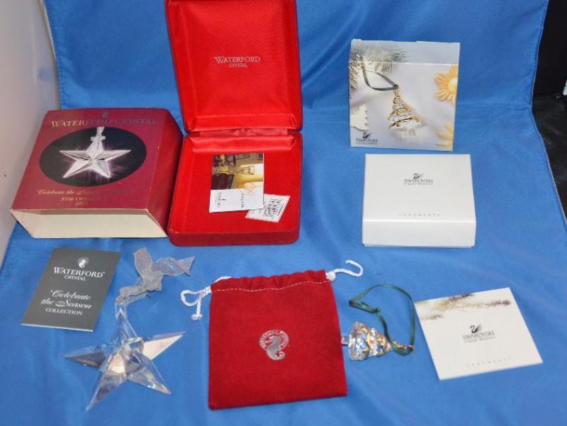 lot 229 image: Waterford Crystal glass Christmas star orname...