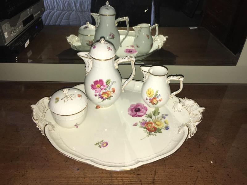 lot 232 image: KPM Berling&nbspGermany&nbspHand painted Te...