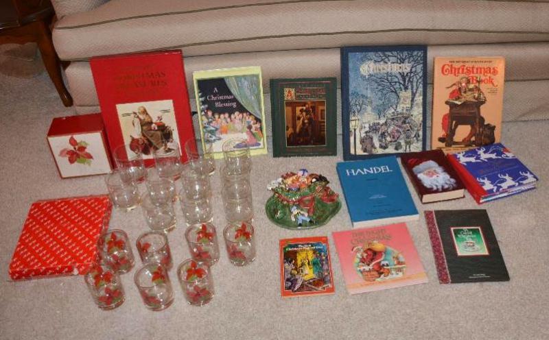 lot 239A image: Chr.istmas Collectibles - Fritz& Floyd 19...