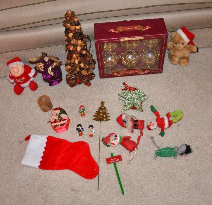 lot 240A image: Christmas decor - Glass ball ornaments, Grinc...