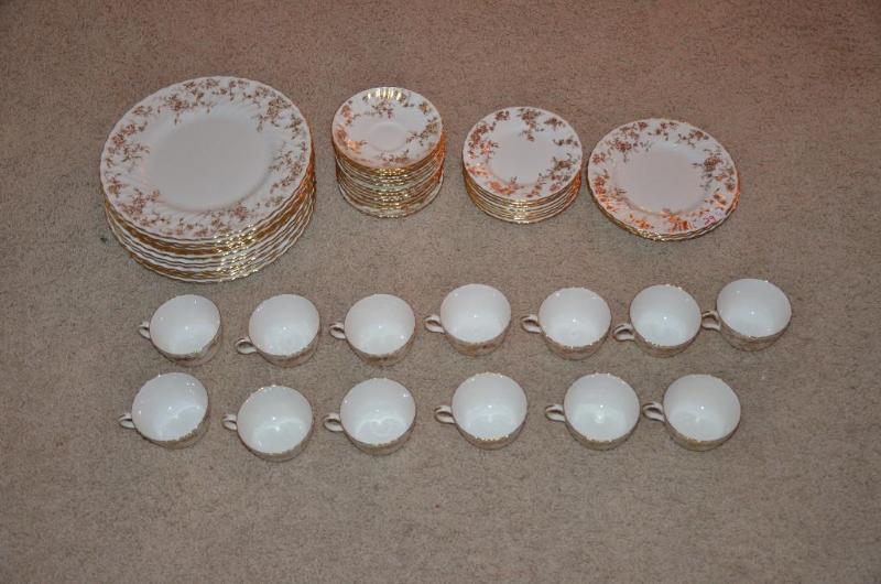 lot 29 image: Minton china set Gold Ancestrial 14 dinner pl...