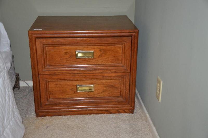 lot 40 image: Wood night stand 18x25x22"...