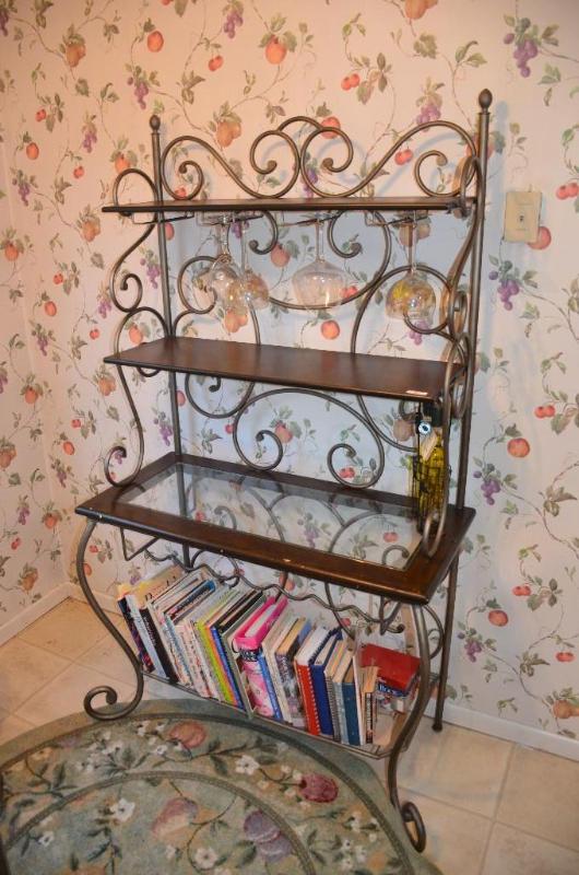 lot 5 image: Wood Bakers shelf with metal frame. Shelves h...
