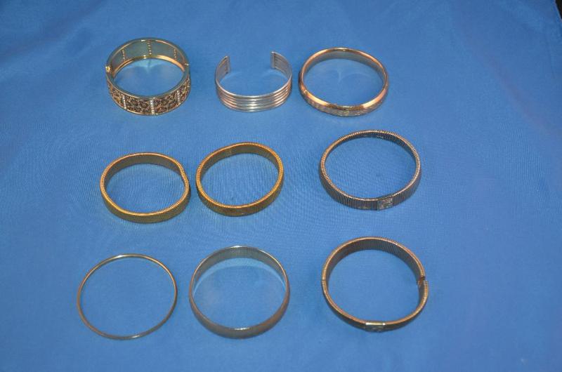 lot 84 image: 9 bracelets one is Monet...
