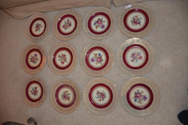 lot 91 image: Set of 12 plates Pirken Hammer China Czechosl...