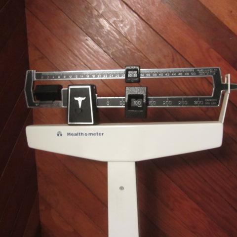 lot 100 image: Health-O-Meter Floor Scale