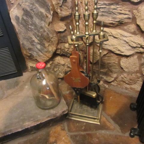 lot 114 image: Fireplace Set, Fire Starters