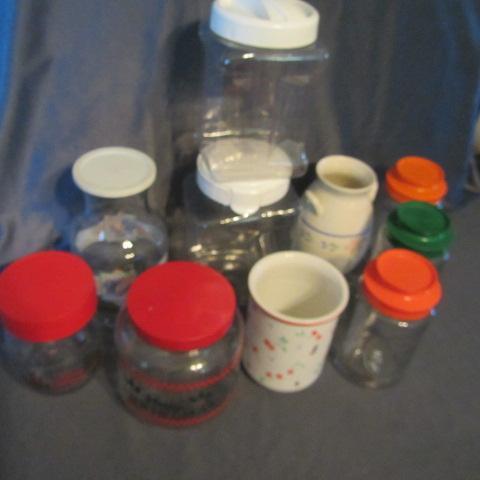 lot 125 image: Vintage Tang, Containers