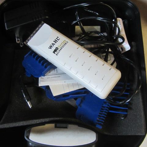 lot 167 image: Wahl Grooming Kit