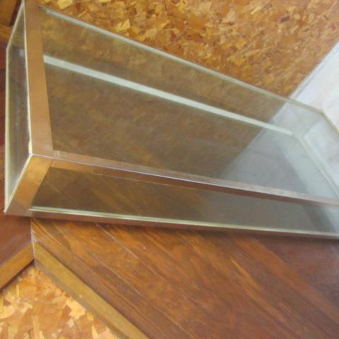 lot 179 image: Glass Showcase