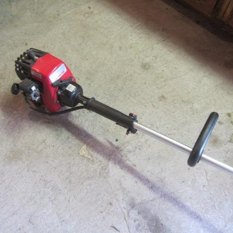 lot 6 image: Jonsered String Trimmer