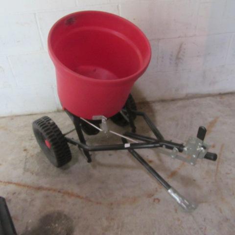 lot 7 image: Earthway Spreader