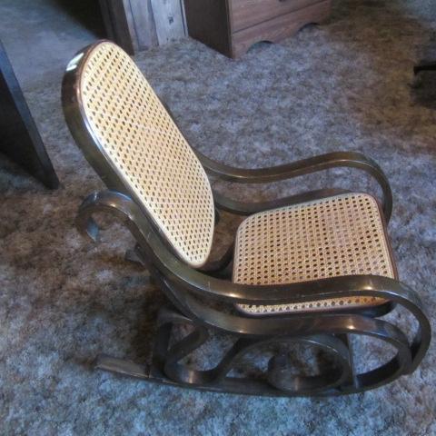 lot 95 image: Vintage Childs Rocker