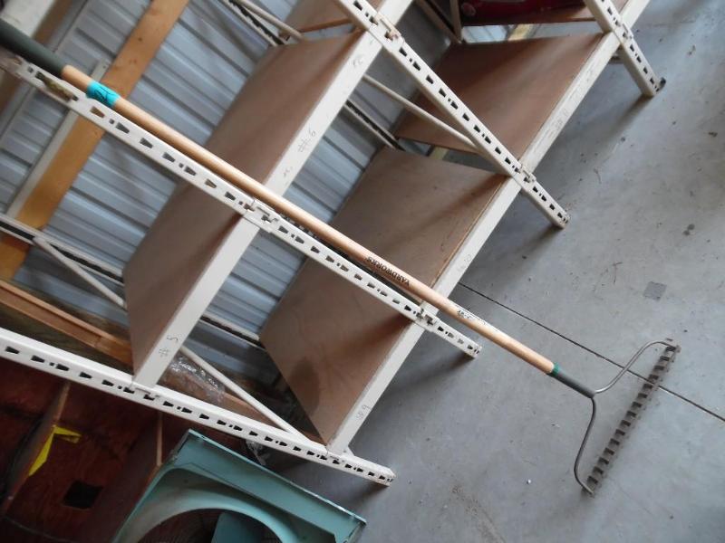 Garden rake