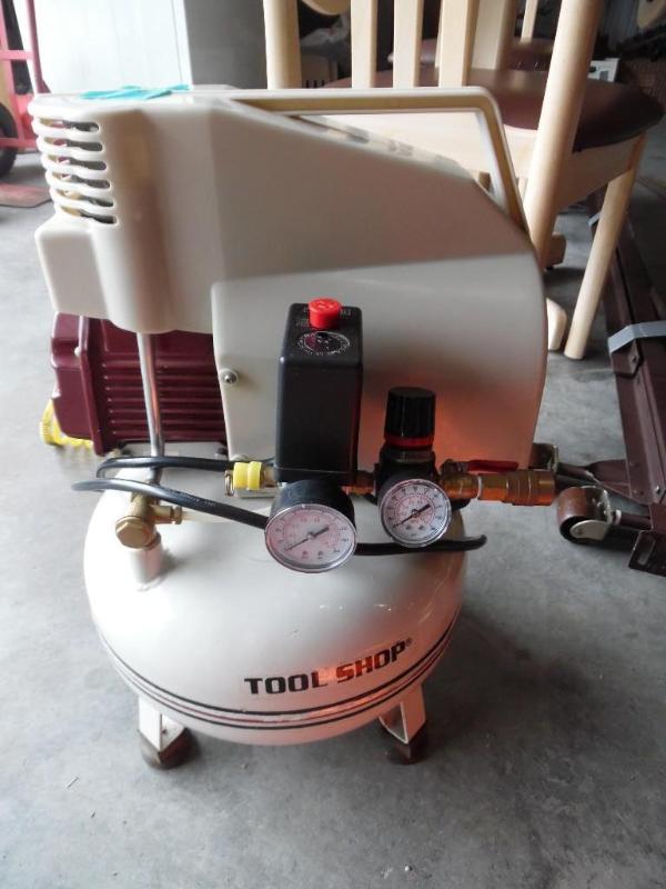 Air compressor