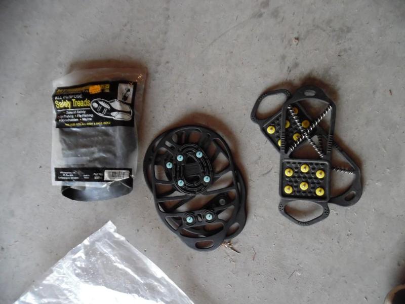 Safety treads for boots