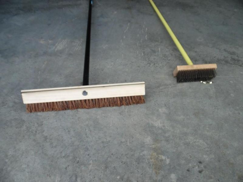 Push broom and floor scrubber
