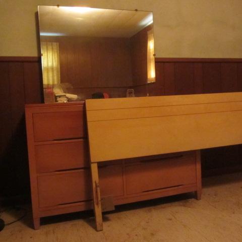 lot 105 image: Blond Oak Dresser & Headboard