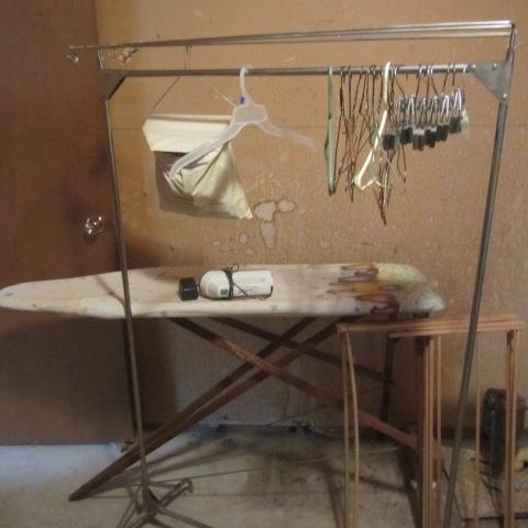 lot 134 image: Vintage Laundry Items