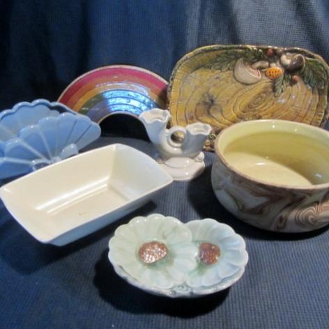 lot 143 image: Red Wing, Abingdon, Nemadji Pottery