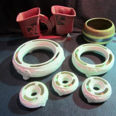 lot 150 image: Roseville & Flower Holders