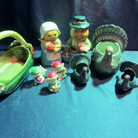 lot 169 image: Holiday Ceramics