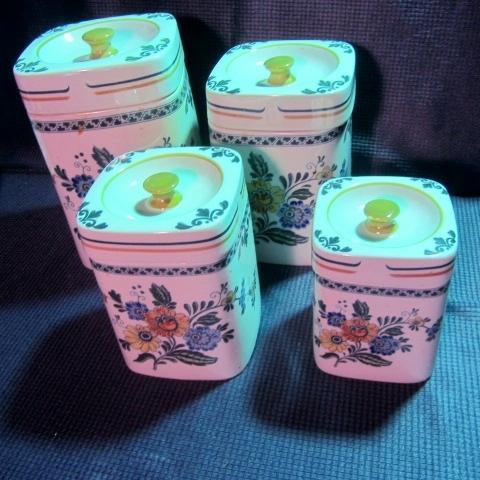 lot 174 image: Porcelain Canister Set