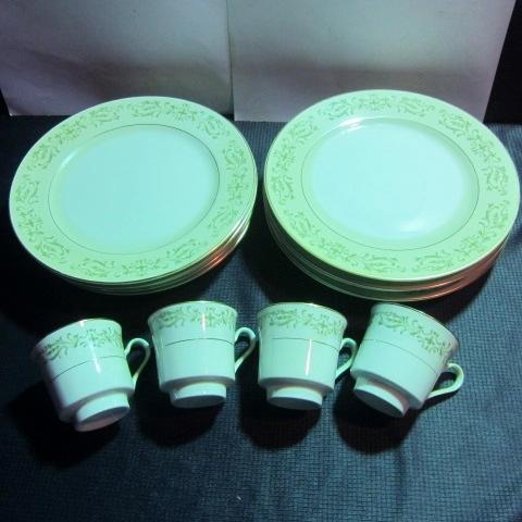 lot 190 image: Allegro Fine China