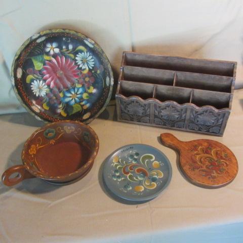 lot 243 image: Hand Painted Wooden Bowls