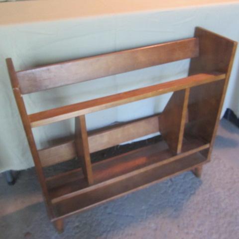 lot 251 image: MCM Bookshelf