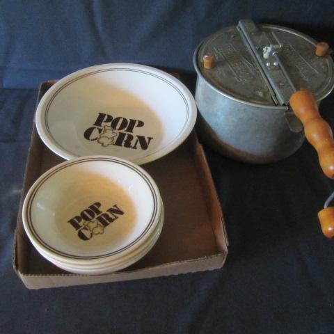 lot 280 image: Popcorn Bowls & Popper