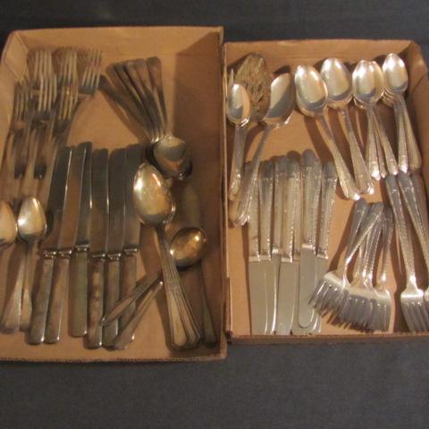 lot 309 image: Wm Rogers Tableware