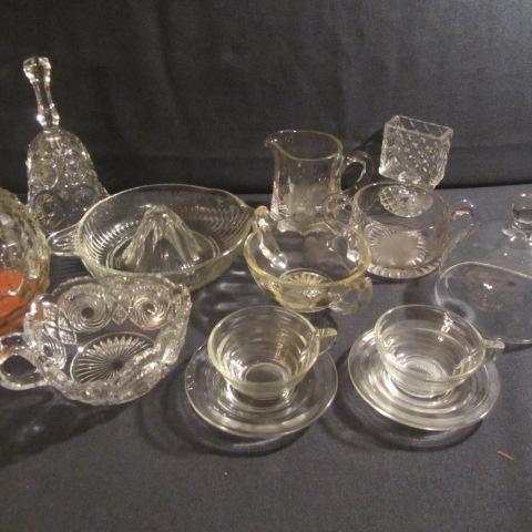 lot 327 image: Unique & Fancy Crystal