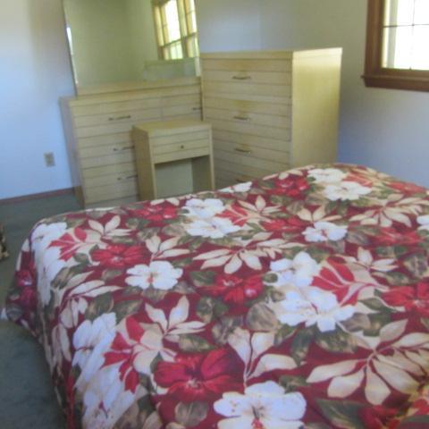 lot 4 image: MCM Blond Oak Bedroom Furniture