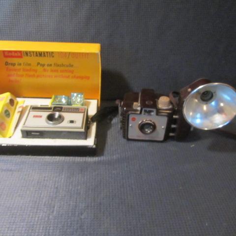 lot 57 image: Kodak Brownie & Instamatic Cameras